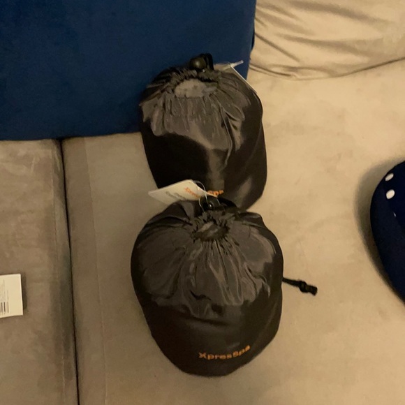 Gray good for Traveling - Picture 1 of 1